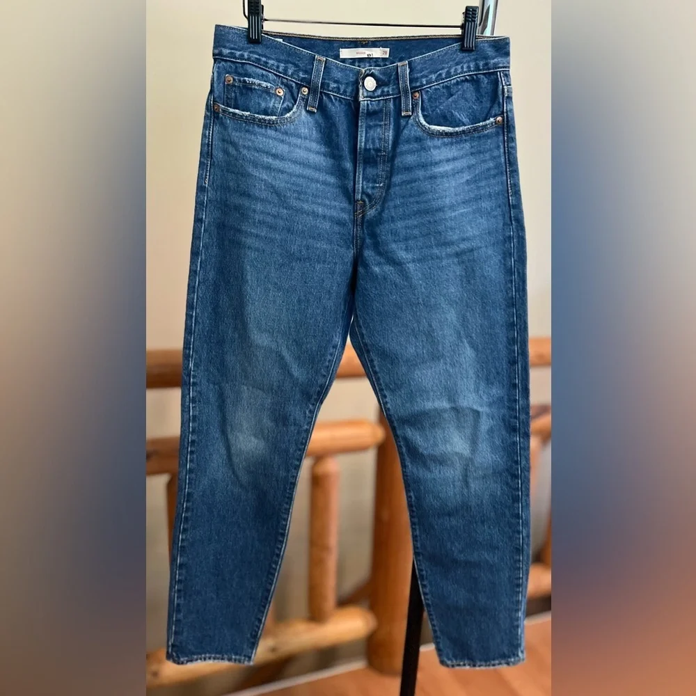 Levi’s Wedgie Jeans  (Premium) – Classic Blue (28) - Picture 7 of 10